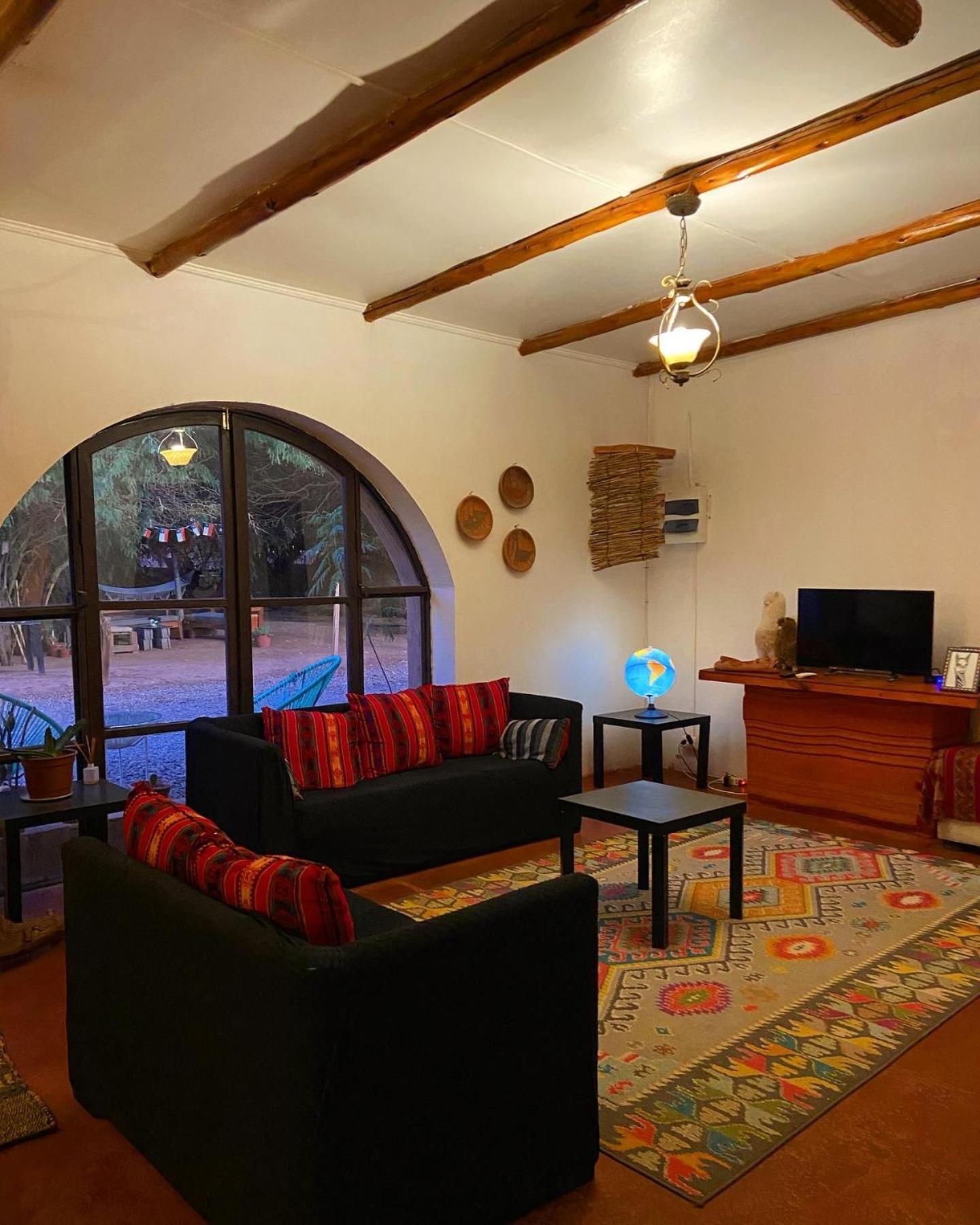 Caminandes Hostal Сан Педро де Атакама Екстериор снимка
